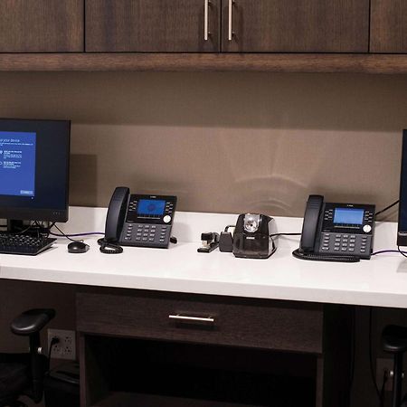Hampton Inn & Suites Erie Bayfront מראה חיצוני תמונה