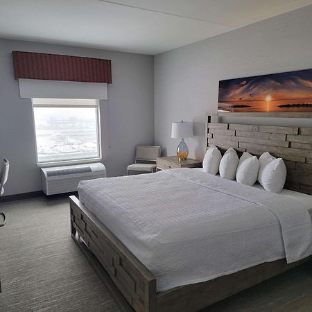 Hampton Inn & Suites Erie Bayfront מראה חיצוני תמונה