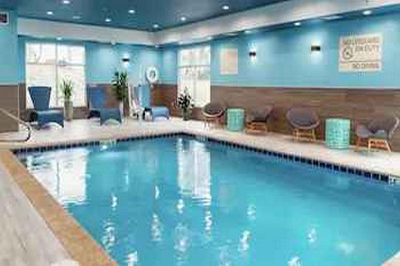 Hampton Inn & Suites Erie Bayfront מראה חיצוני תמונה