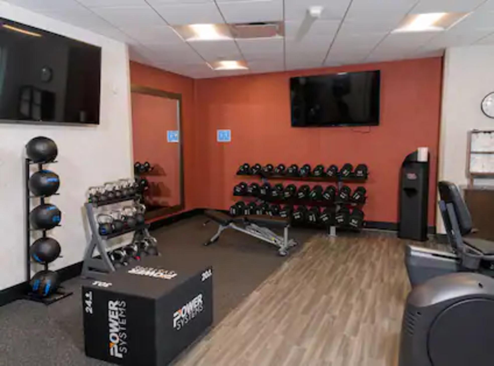 Hampton Inn & Suites Erie Bayfront מראה חיצוני תמונה