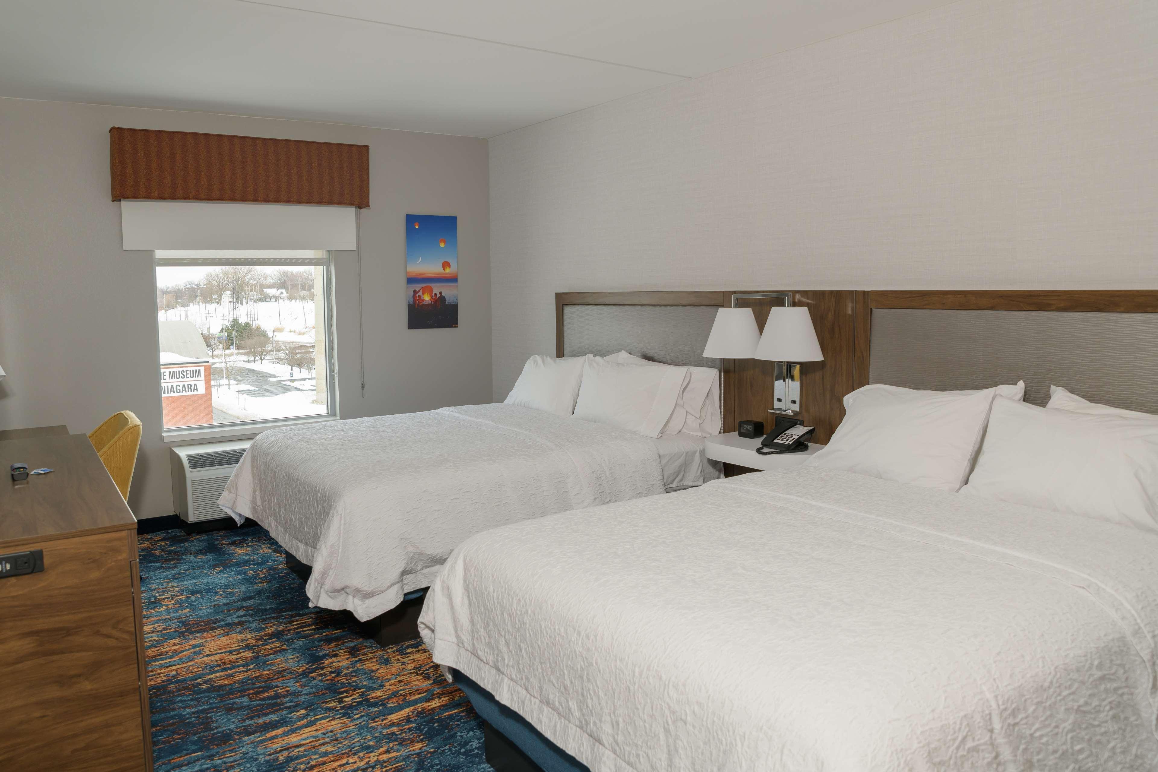 Hampton Inn & Suites Erie Bayfront מראה חיצוני תמונה