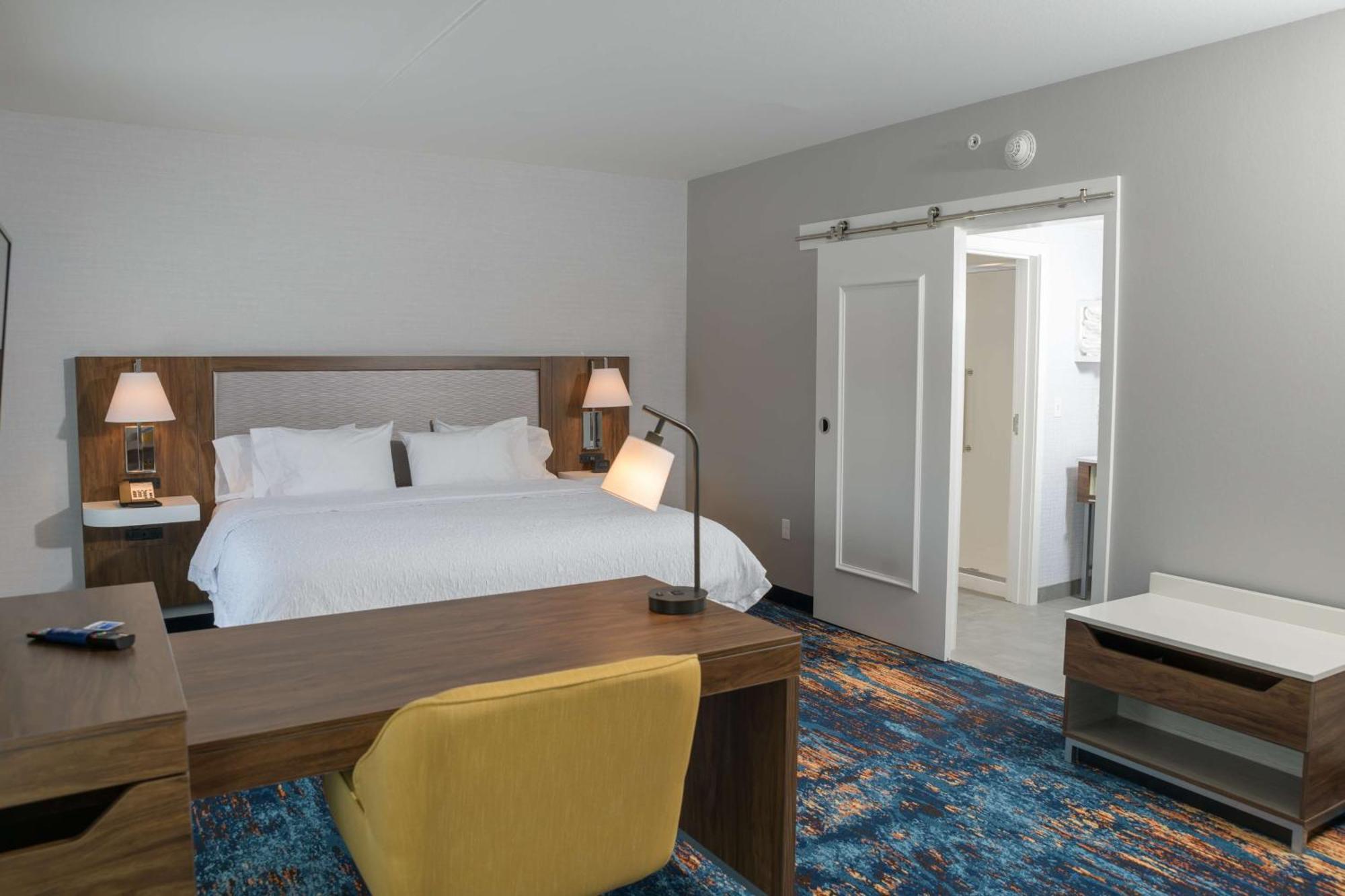 Hampton Inn & Suites Erie Bayfront מראה חיצוני תמונה