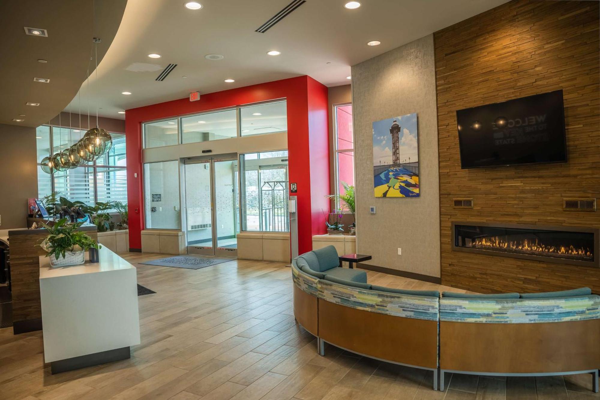 Hampton Inn & Suites Erie Bayfront מראה חיצוני תמונה