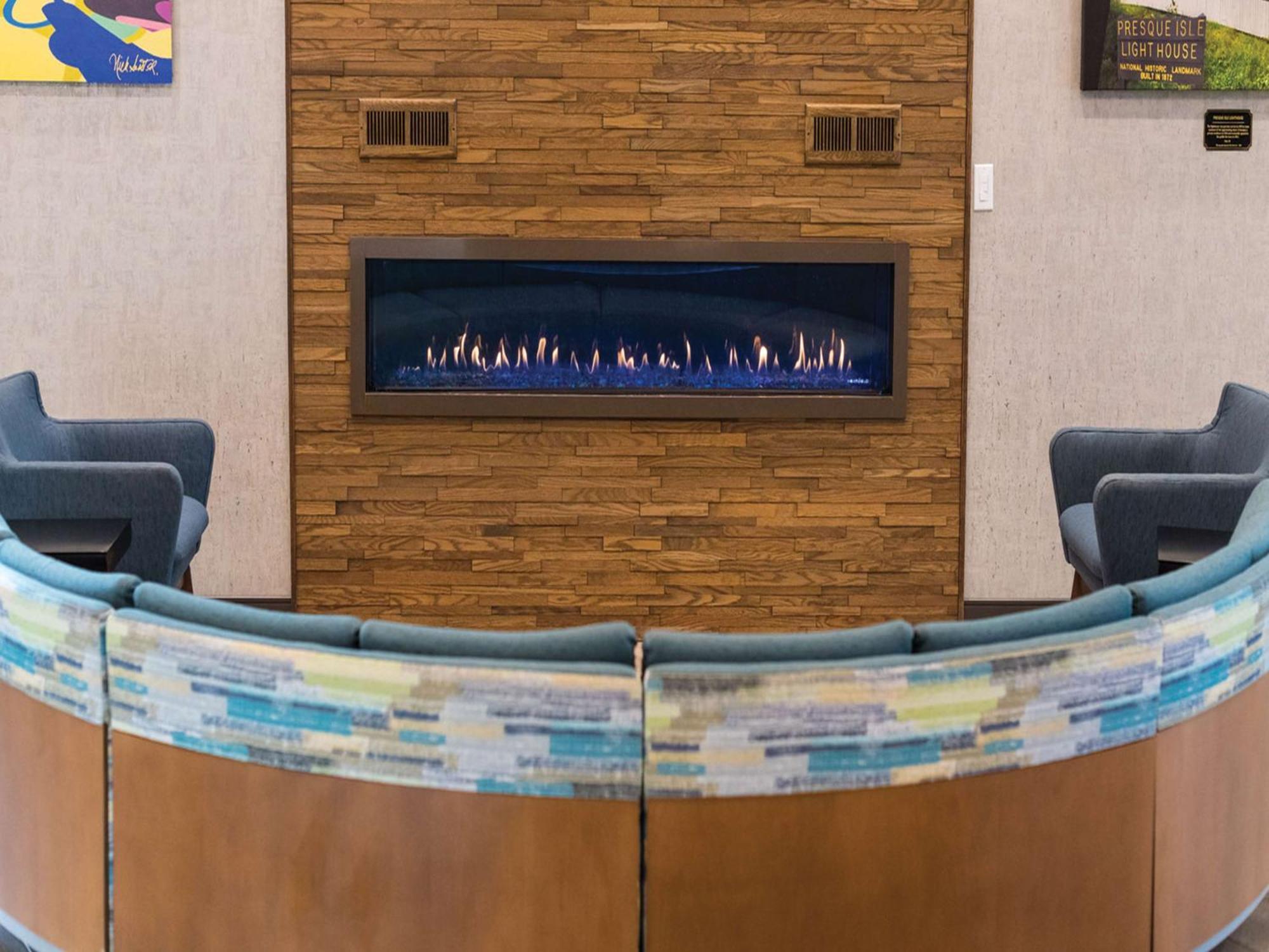 Hampton Inn & Suites Erie Bayfront מראה חיצוני תמונה